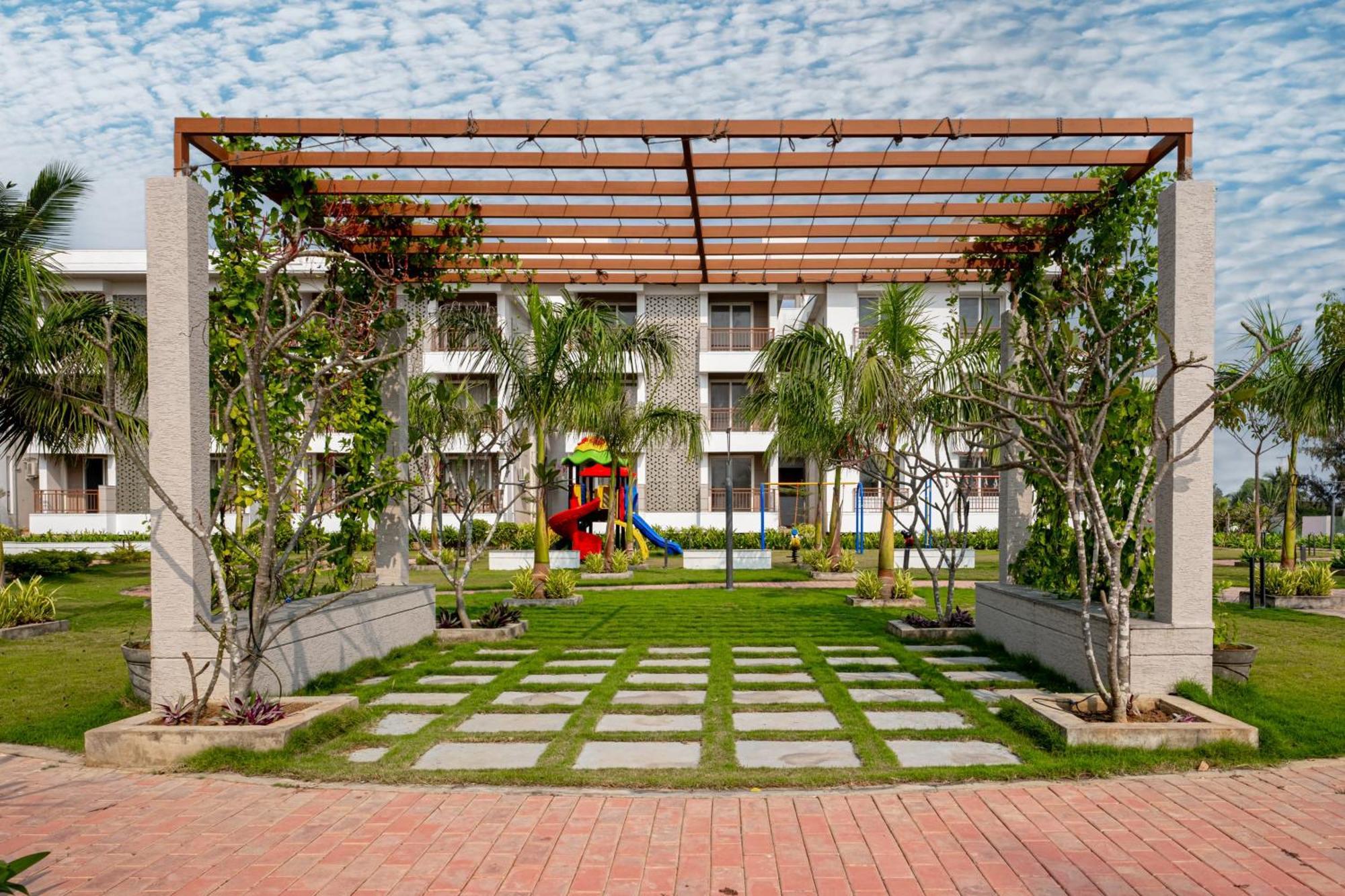 Palm Regal Resort Gopālpur エクステリア 写真