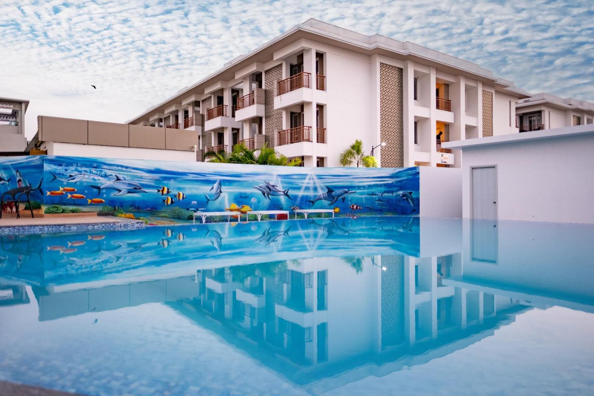 Palm Regal Resort Gopālpur エクステリア 写真