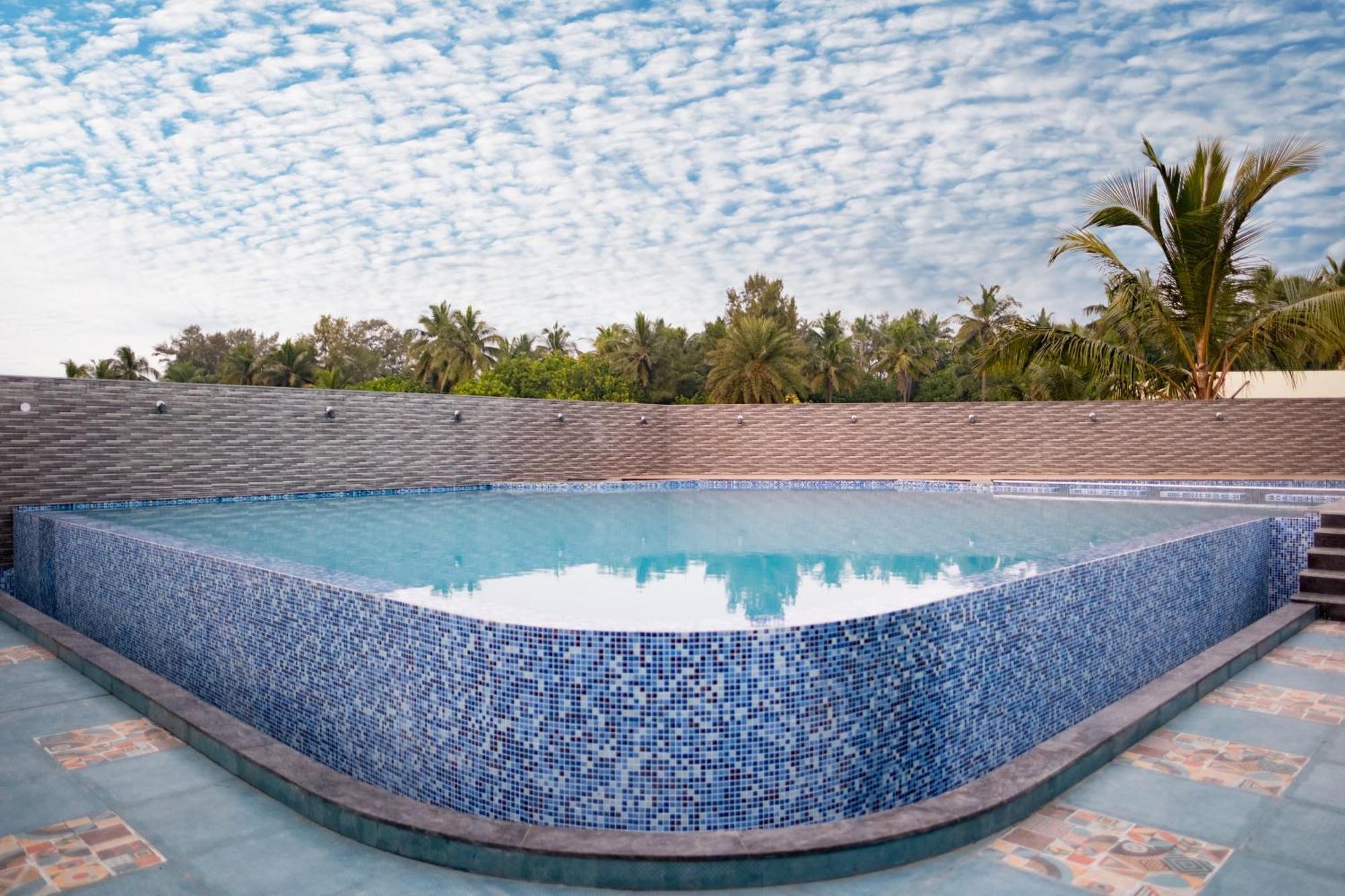 Palm Regal Resort Gopālpur エクステリア 写真