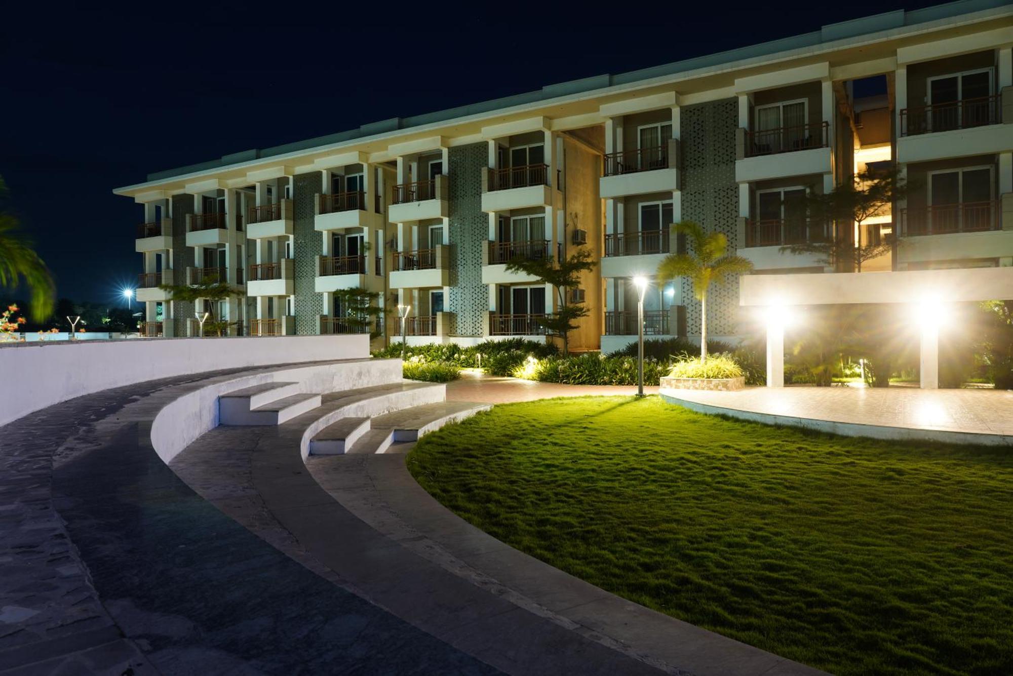 Palm Regal Resort Gopālpur エクステリア 写真