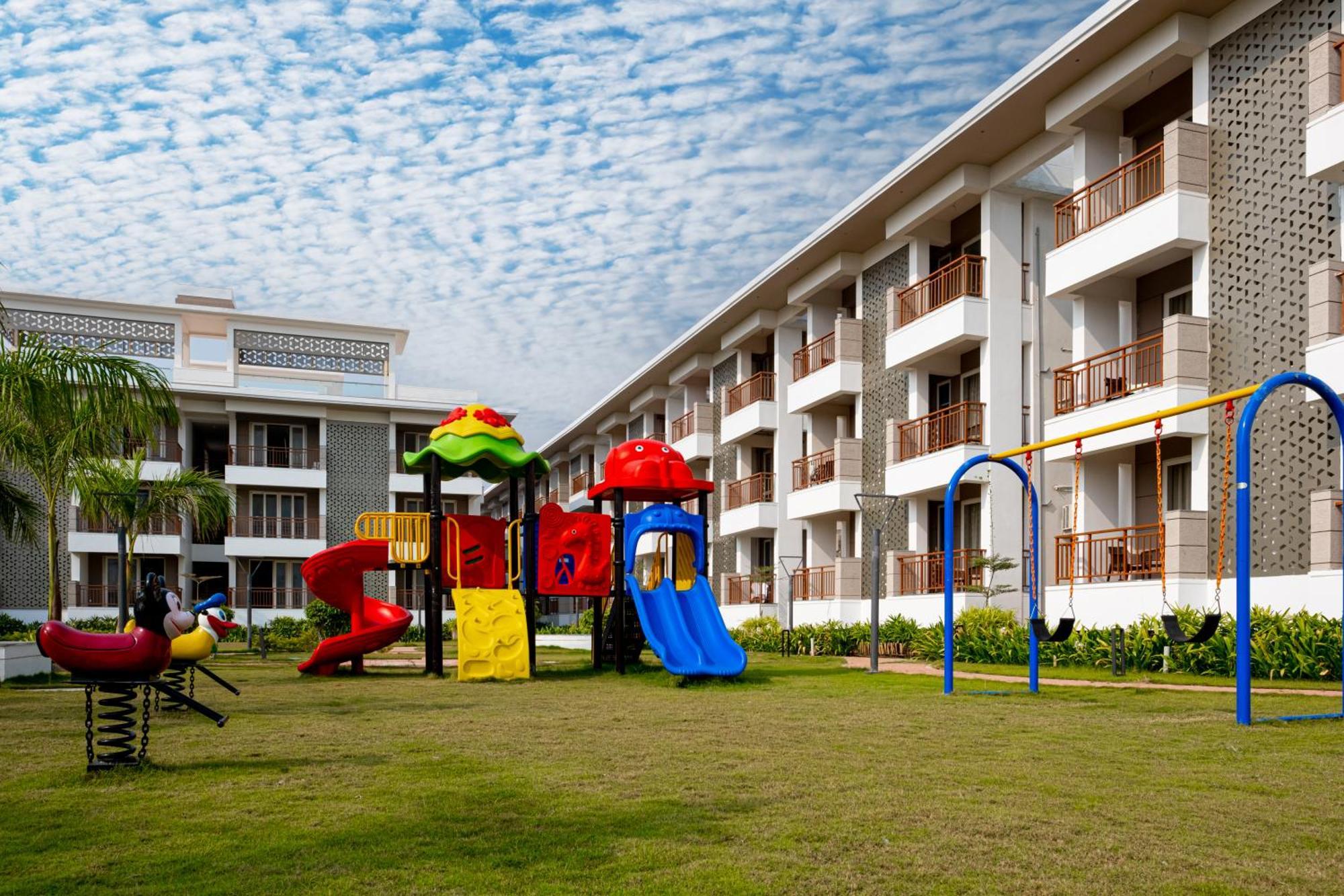 Palm Regal Resort Gopālpur エクステリア 写真